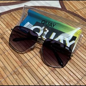 Quay Next Please Sunglasses NWT